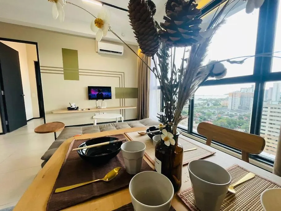 Urban Suites Stylish 3Br In Georgetown With Stunning Seaview Jelutong Apartmán