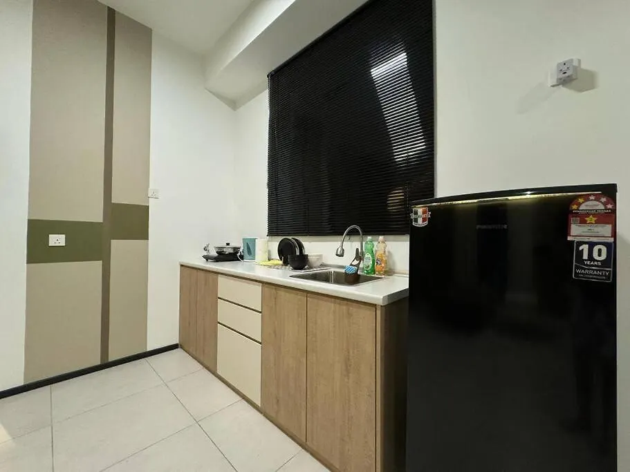 Urban Suites Stylish 3Br In Georgetown With Stunning Seaview Jelutong Apartmán